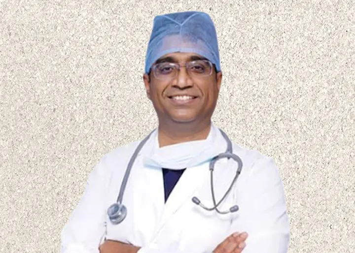 Dr. Mustafa Razvi
